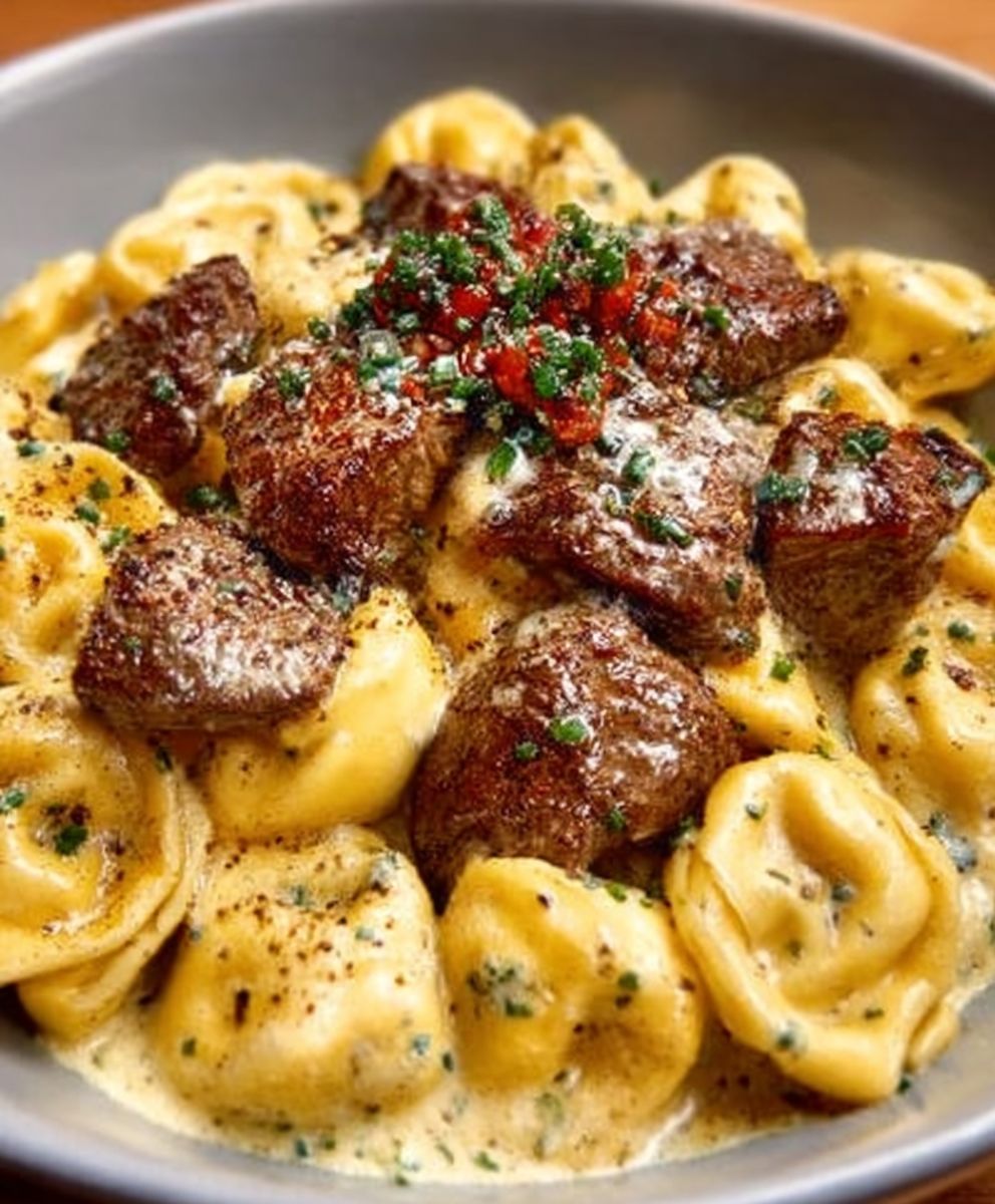 Garlic Steak Tortellini Dish